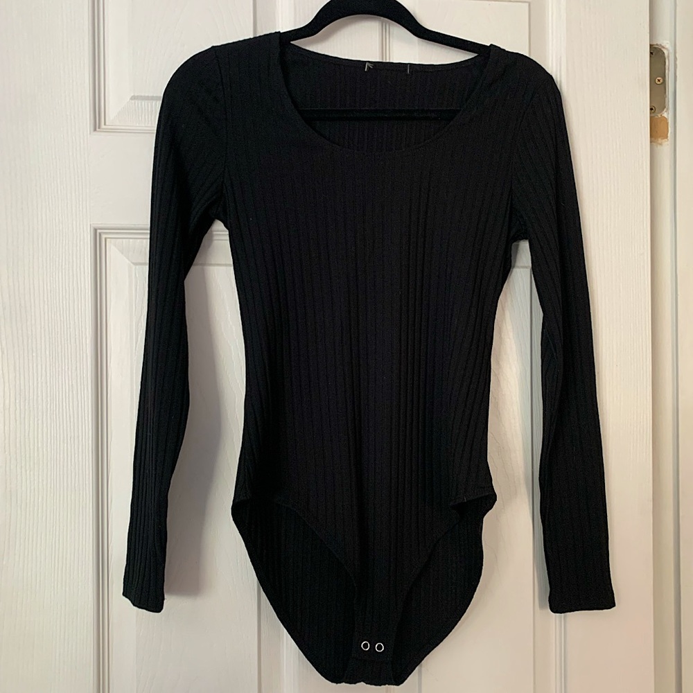 Long sleeve black bodysuit